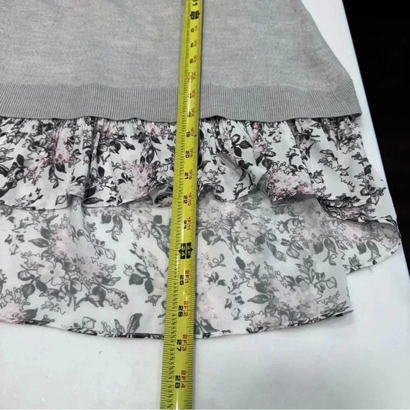 Club Monaco Woman’s Size XS Mixed Media Sweater Gray Floral Long Sleeve Wool - Picture 5 of 11